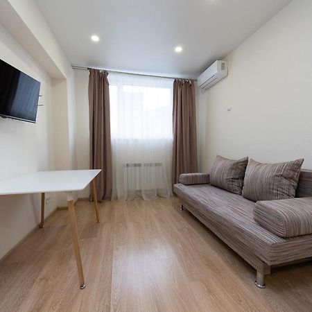 Flatrent Smarthouse Aparthotel Kiev Ngoại thất bức ảnh