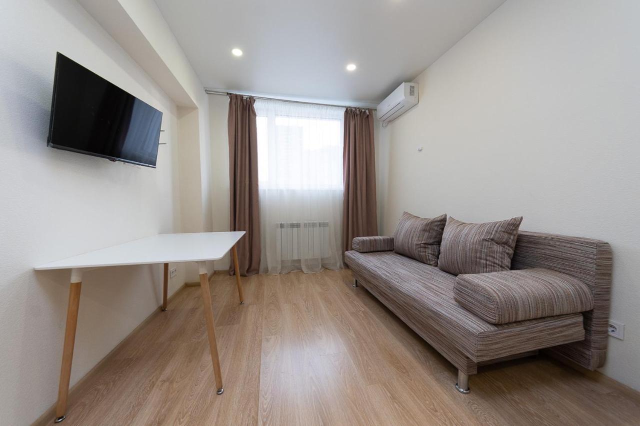 Flatrent Smarthouse Aparthotel Kiev Ngoại thất bức ảnh