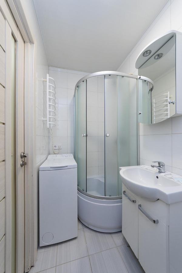 Flatrent Smarthouse Aparthotel Kiev Ngoại thất bức ảnh