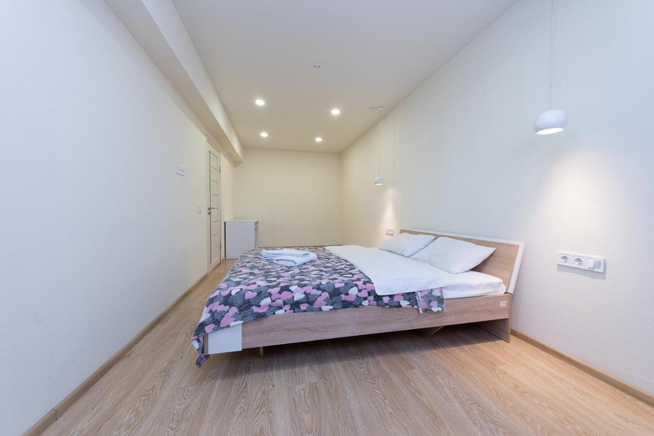 Flatrent Smarthouse Aparthotel Kiev Ngoại thất bức ảnh